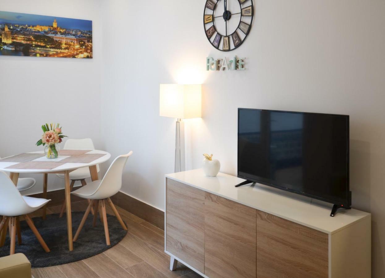 Apartamento San Jacinto III Севилья Экстерьер фото